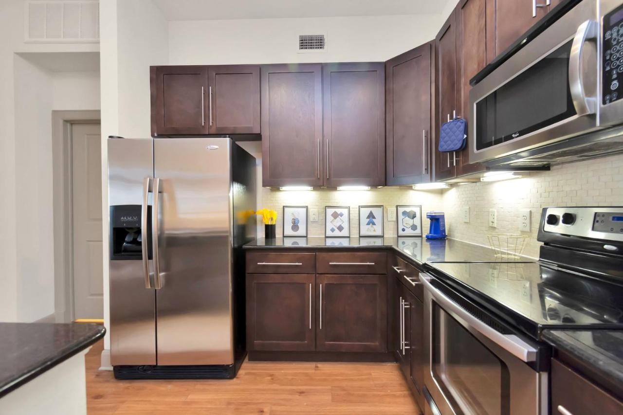 Welcome To The Suite Spot Luxury 1Bedroom Mid-Rise In Suger Land Хьюстон Экстерьер фото