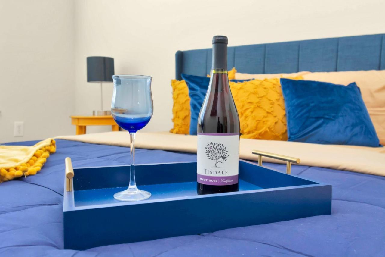 Welcome To The Suite Spot Luxury 1Bedroom Mid-Rise In Suger Land Хьюстон Экстерьер фото